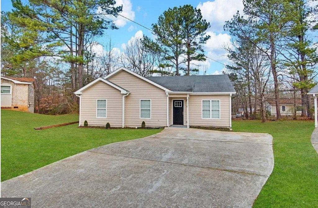 9102 Morris Drive SW, Covington, GA 30014