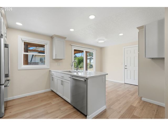 7838 Se 62ND Ave, Portland, OR 97206