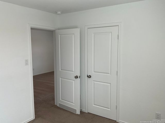 5813 COMPANION LOOP, Bulverde, TX 78163