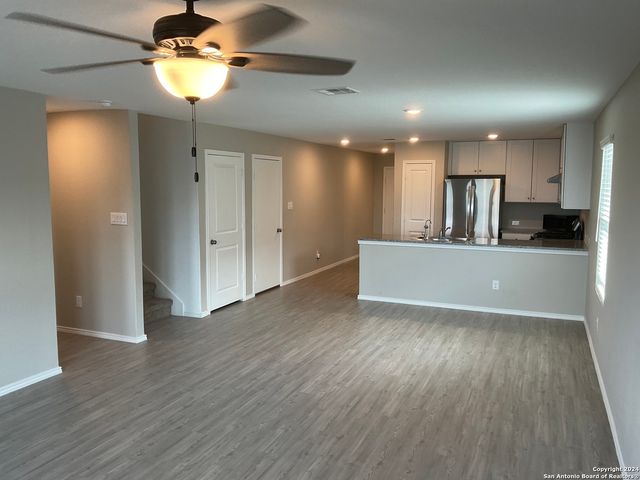 5813 COMPANION LOOP, Bulverde, TX 78163