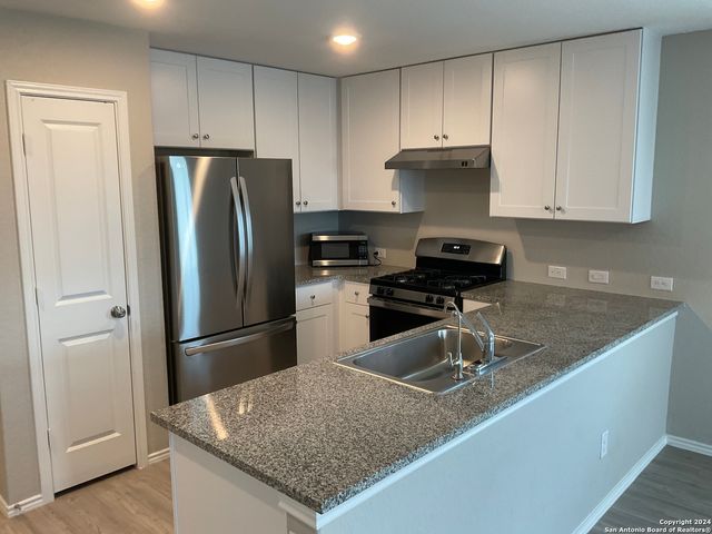 5813 COMPANION LOOP, Bulverde, TX 78163