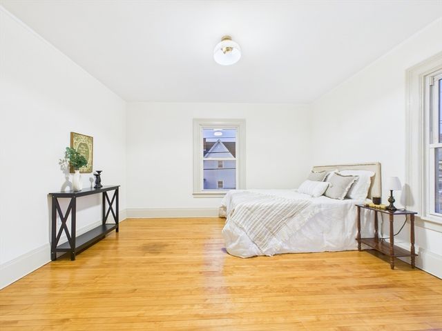 138 Willis St, New Bedford, MA 02740