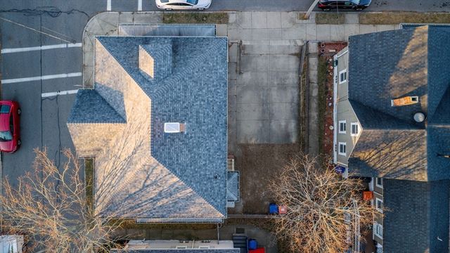 138 Willis St, New Bedford, MA 02740