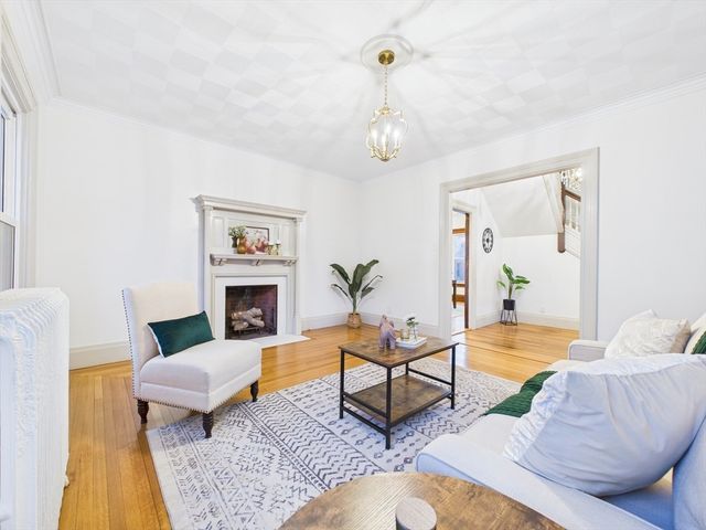 138 Willis St, New Bedford, MA 02740