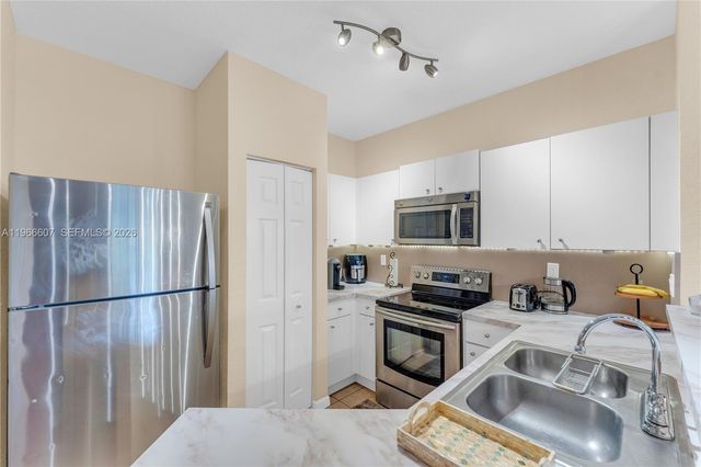 8844 S Isles Cir 0, Tamarac, FL 33321