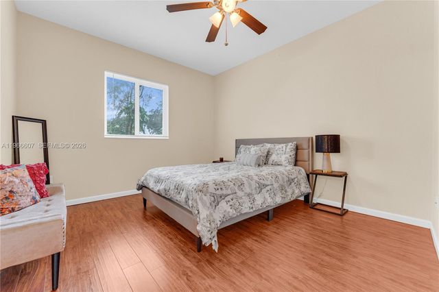 8844 S Isles Cir 0, Tamarac, FL 33321