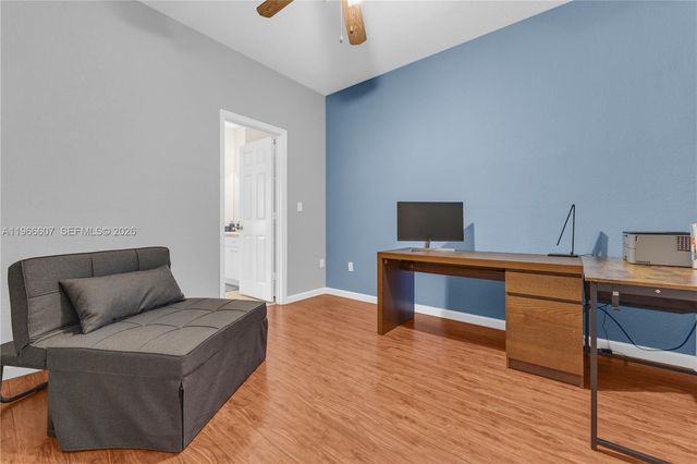 8844 S Isles Cir 0, Tamarac, FL 33321