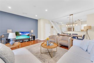 8844 S Isles Cir 0, Tamarac, FL 33321