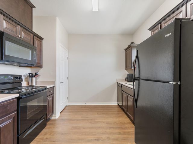 955 County Road 385, Palacios, TX 77465