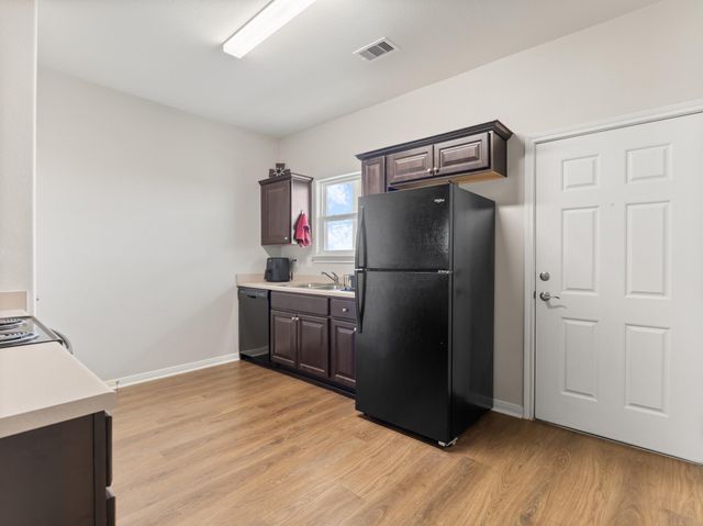 955 County Road 385, Palacios, TX 77465