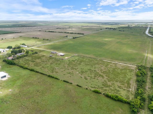 955 County Road 385, Palacios, TX 77465