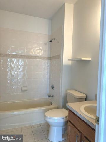 104 RACHEL LN, Hamilton, NJ 08691