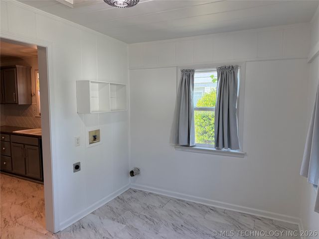 927 S Toledo Avenue, Tulsa, OK 74112
