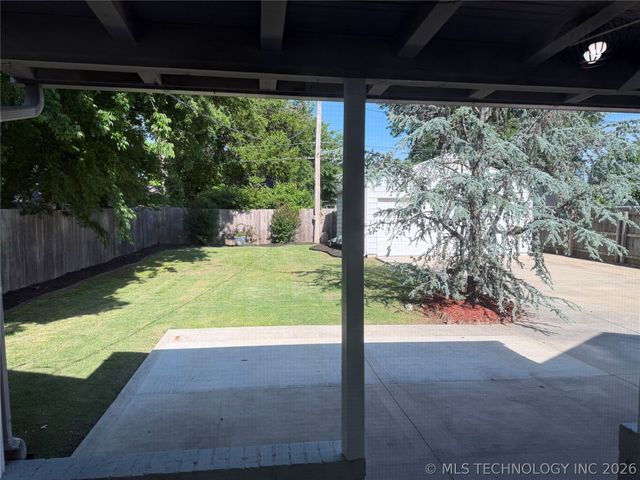 927 S Toledo Avenue, Tulsa, OK 74112