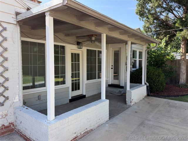927 S Toledo Avenue, Tulsa, OK 74112