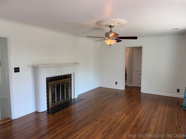 927 S Toledo Avenue, Tulsa, OK 74112