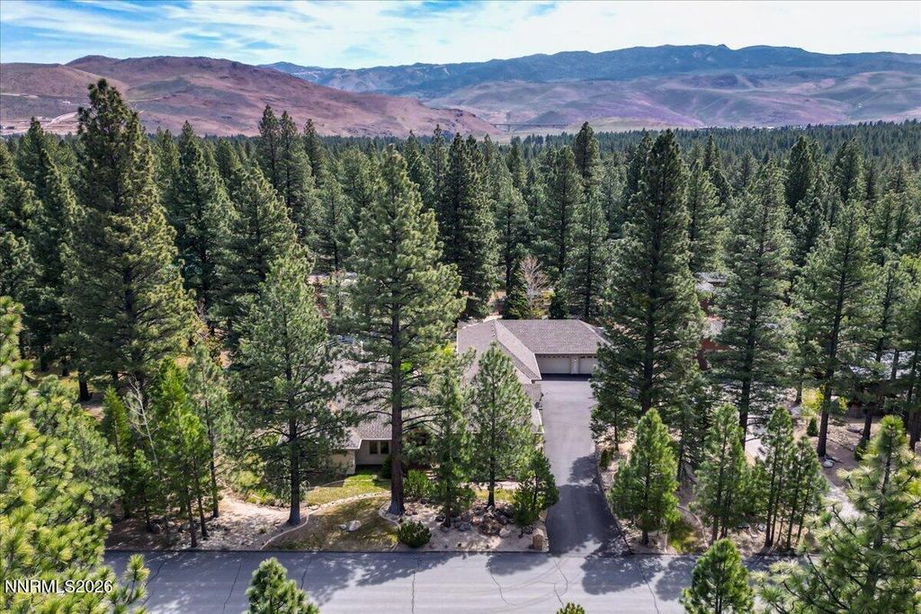 Image 1 of property listing at 16470 Snow Flower Drive, Reno, NV 89511