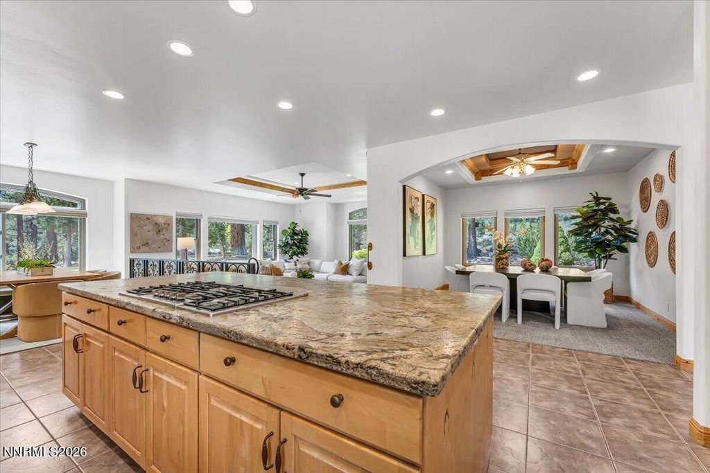 Image 16 of property listing at 16470 Snow Flower Drive, Reno, NV 89511