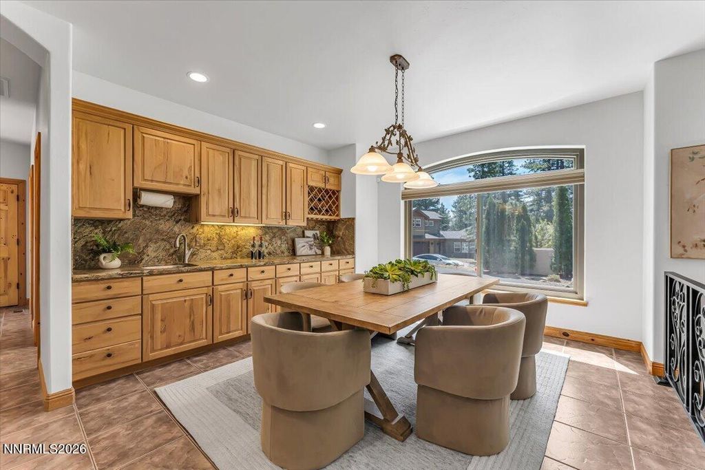Image 18 of property listing at 16470 Snow Flower Drive, Reno, NV 89511