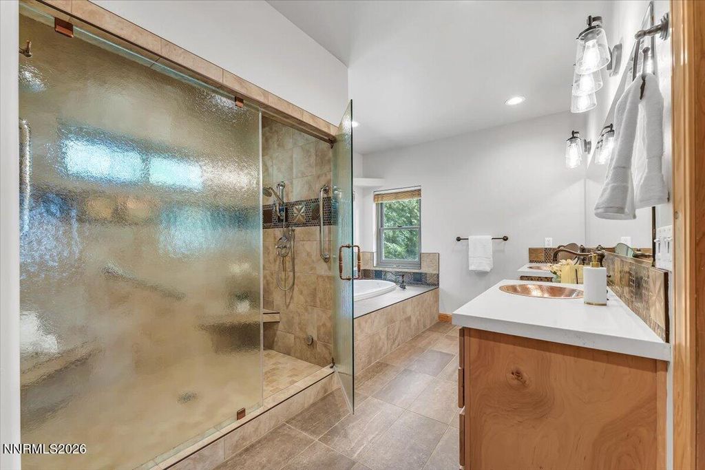 Image 25 of property listing at 16470 Snow Flower Drive, Reno, NV 89511