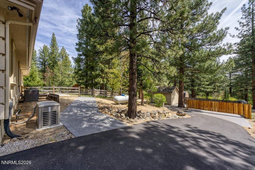 Image 44 of property listing at 16470 Snow Flower Drive, Reno, NV 89511