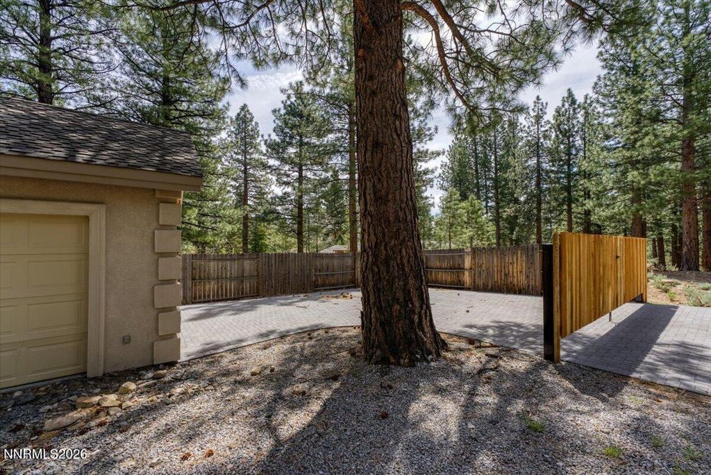 Image 46 of property listing at 16470 Snow Flower Drive, Reno, NV 89511