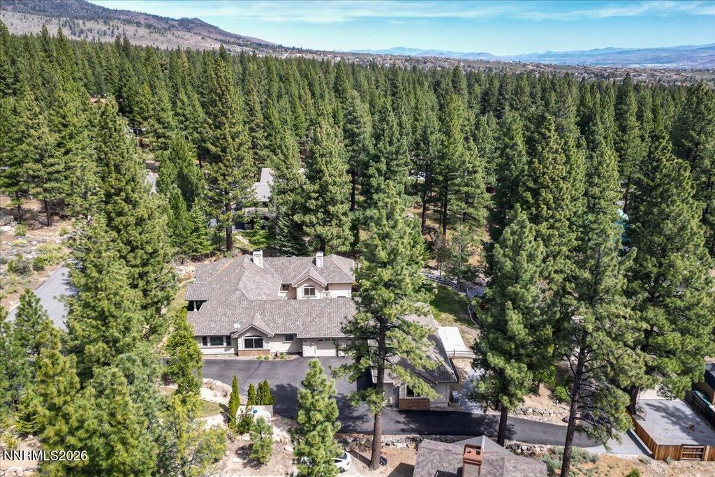 Image 57 of property listing at 16470 Snow Flower Drive, Reno, NV 89511