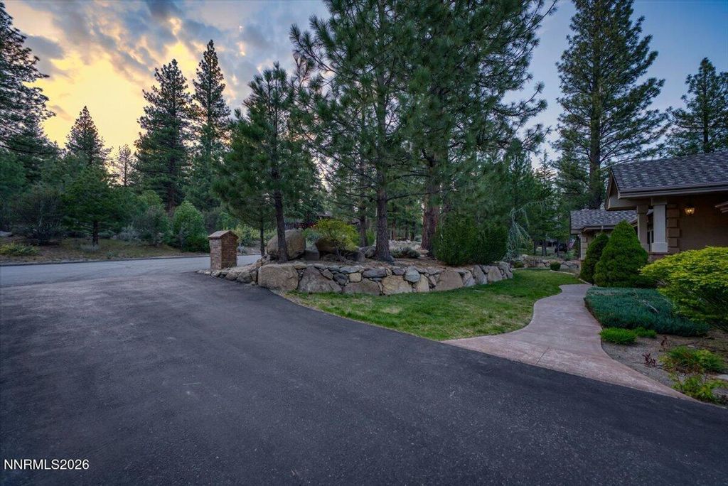 Image 66 of property listing at 16470 Snow Flower Drive, Reno, NV 89511