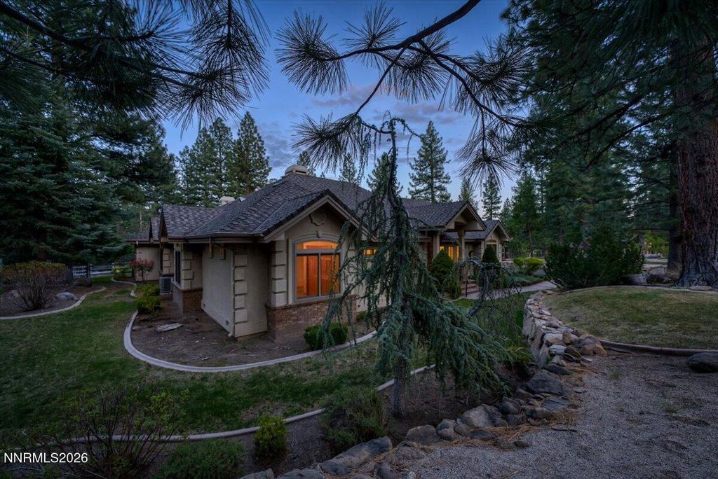 Image 73 of property listing at 16470 Snow Flower Drive, Reno, NV 89511
