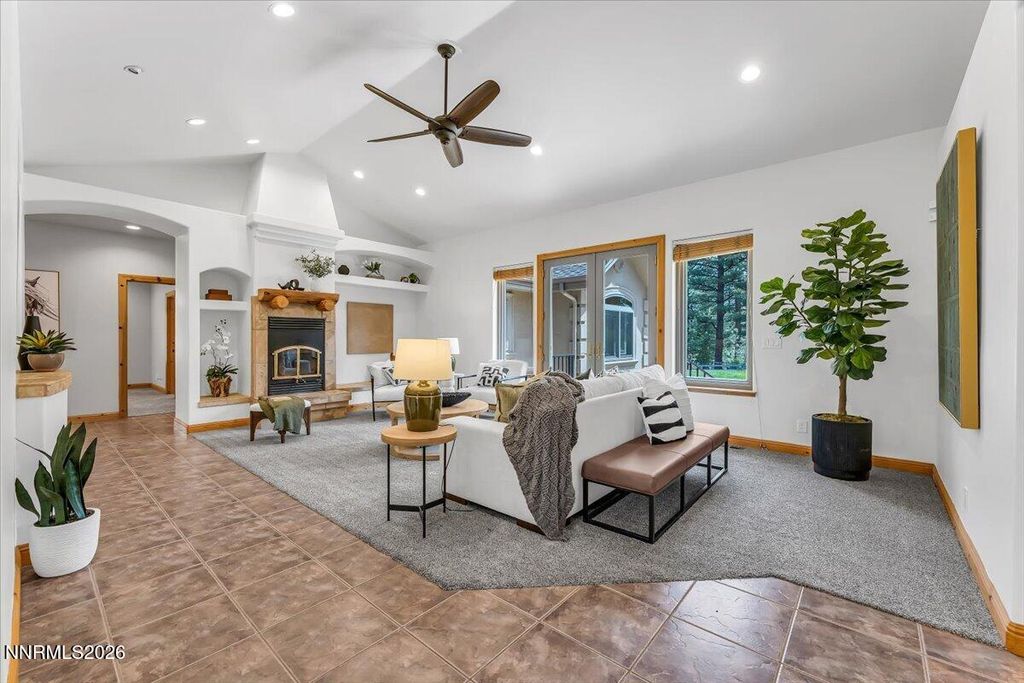 Image 8 of property listing at 16470 Snow Flower Drive, Reno, NV 89511