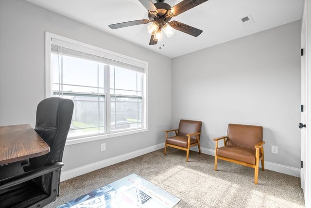 405 Andean Ct, Clarksville, TN 37040
