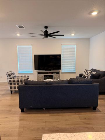 3223 Field Thistle, New Braunfels, TX 78130