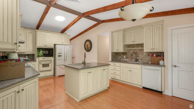 412 S 100 E, Salem, UT 84653