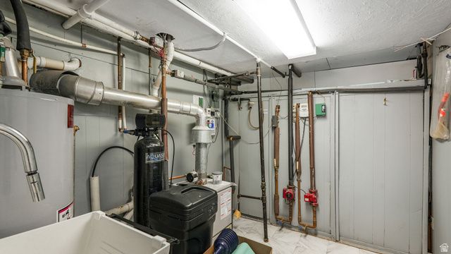 412 S 100 E, Salem, UT 84653