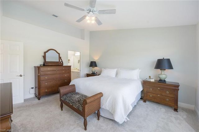 5693 Heron LN 508, Naples, FL 34110