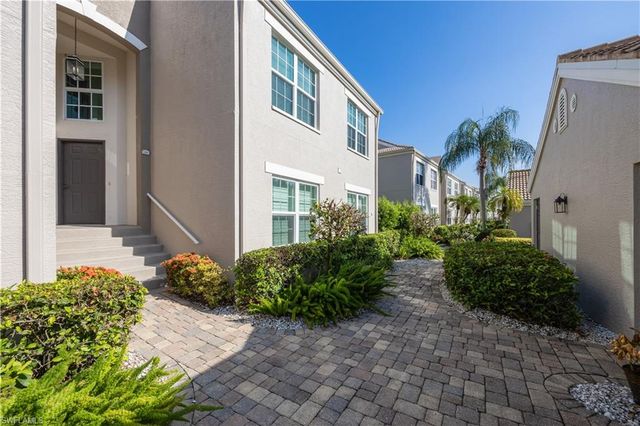 5693 Heron LN 508, Naples, FL 34110