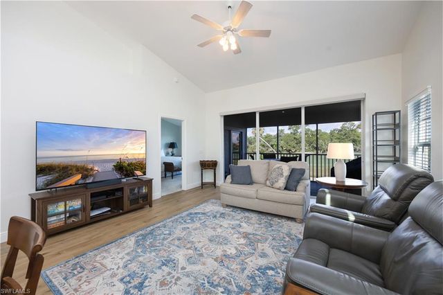 5693 Heron LN 508, Naples, FL 34110