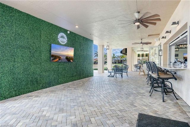 5693 Heron LN 508, Naples, FL 34110