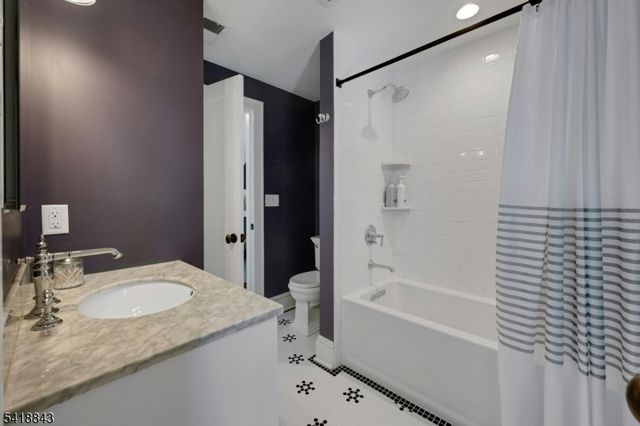 99 Macculloch Ave, Morristown Town, NJ 07960