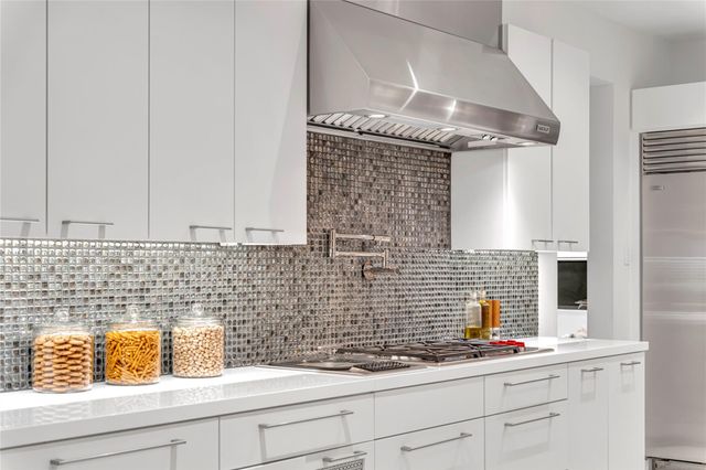 2608 Barbara Lane, West University Place, TX 77005