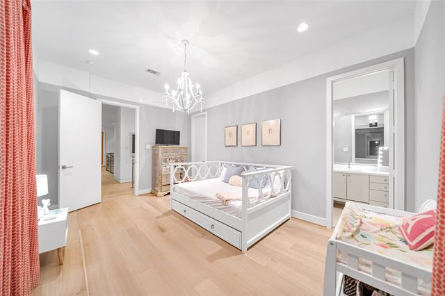 2608 Barbara Lane, West University Place, TX 77005