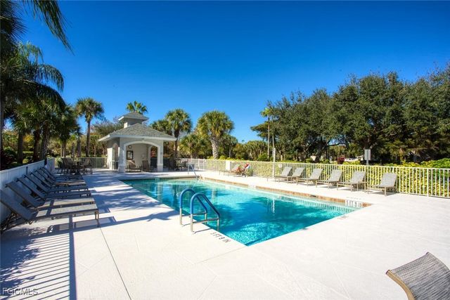 8056 Queen Palm LN 644, Fort Myers, FL 33966