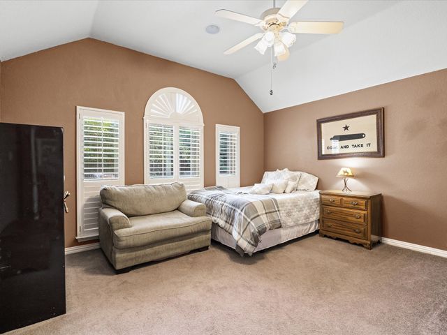 4 Velvet Court, Mansfield, TX 76063