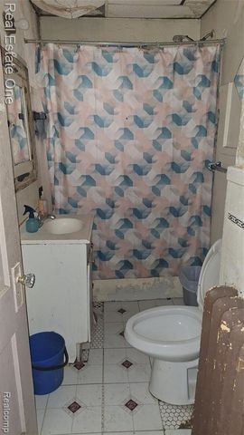 3280 Fullerton St Street, Detroit, MI 48238