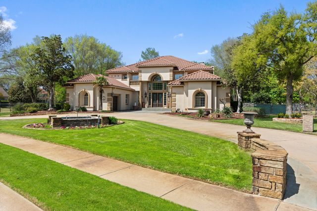 710 Deer Hollow Boulevard, Southlake, TX 76092