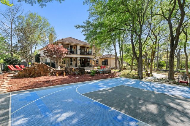 710 Deer Hollow Boulevard, Southlake, TX 76092