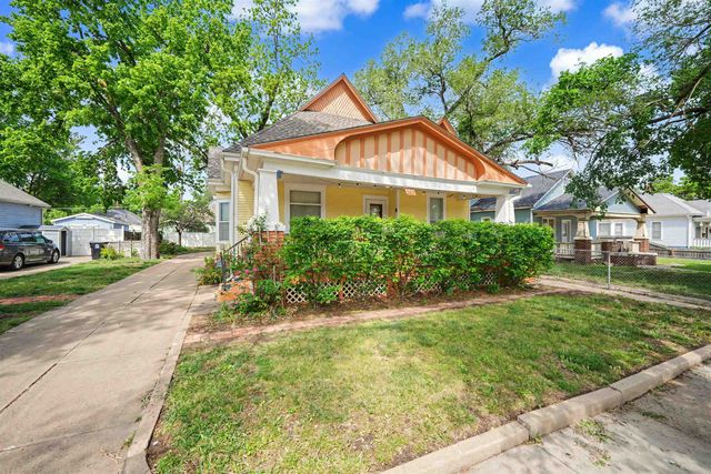 242 S 9th St., Salina, KS 67401