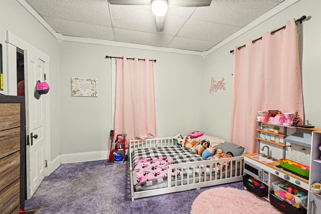 242 S 9th St., Salina, KS 67401