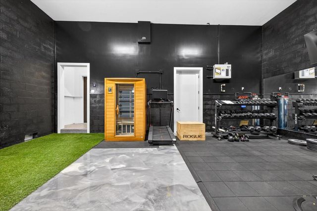 94 W DAVIS BOULEVARD, Tampa, FL 33606