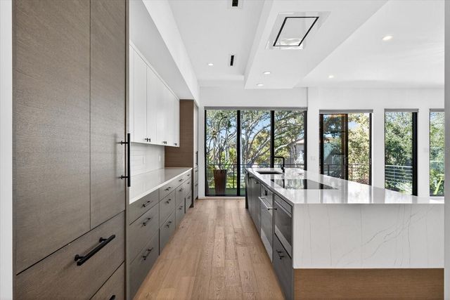 94 W DAVIS BOULEVARD, Tampa, FL 33606